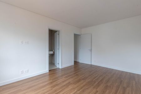 Apartamento à venda com 142m², 4 quartos e 3 vagasQuarto 3