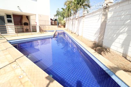 Apartamento para alugar com 55m², 2 quartos e 1 vagaÁrea comum - Piscina
