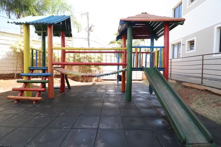 Apartamento para alugar com 55m², 2 quartos e 1 vagaÁrea comum - Playground