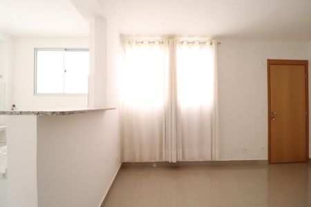 Sala de apartamento para alugar com 2 quartos, 55m² em Chácaras Tubalina E Quartel, Uberlândia