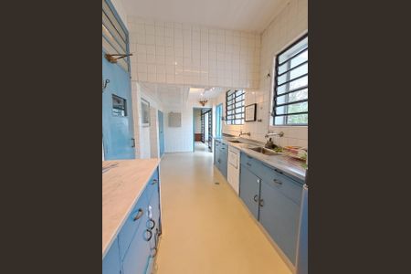 Casa à venda com 317m², 4 quartos e 5 vagas Casa à venda com 317m², 4 quartos e 5 vagasFoto 17