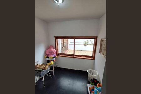 Casa à venda com 317m², 4 quartos e 5 vagas Casa à venda com 317m², 4 quartos e 5 vagasFoto 33