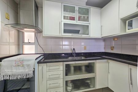 Apartamento para alugar com 90m², 3 quartos e 2 vagas Apartamento para alugar com 90m², 3 quartos e 2 vagascozinha