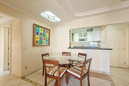 Apartamento para alugar com 90m², 3 quartos e 2 vagas Apartamento para alugar com 90m², 3 quartos e 2 vagasSala