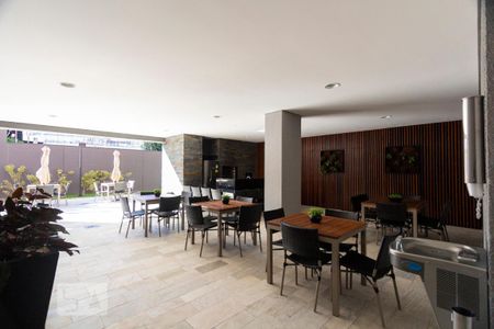 Apartamento à venda com 50m², 2 quartos e 1 vaga Apartamento à venda com 50m², 2 quartos e 1 vagaÁrea comum - Churrasqueira