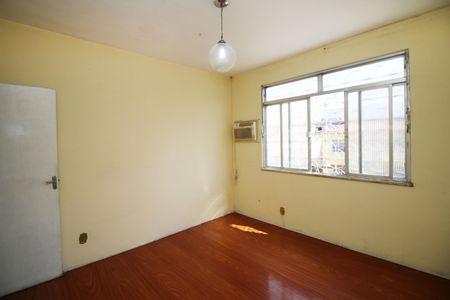 Quarto 1 de apartamento para alugar com 2 quartos, 120m² em Vista Alegre, Rio de Janeiro