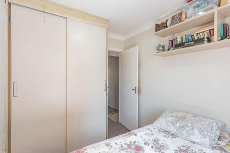 Apartamento à venda com 75m², 3 quartos e 1 vagaQuarto 2