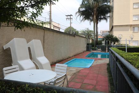 Apartamento à venda com 64m², 2 quartos e 1 vagaÁrea comum - Piscina
