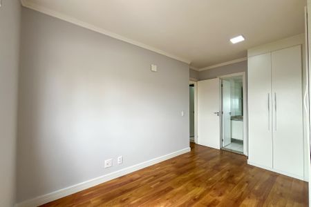 Apartamento à venda com 60m², 2 quartos e 2 vagas Apartamento à venda com 60m², 2 quartos e 2 vagasSuíte