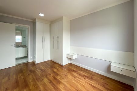 Apartamento à venda com 60m², 2 quartos e 2 vagas Apartamento à venda com 60m², 2 quartos e 2 vagasSuíte