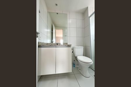 Apartamento à venda com 60m², 2 quartos e 2 vagas Apartamento à venda com 60m², 2 quartos e 2 vagasBanheiro da Suíte