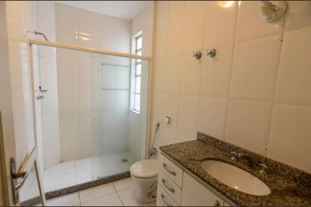Apartamento à venda com 90m², 2 quartos e 1 vaga Apartamento à venda com 90m², 2 quartos e 1 vagaBanheiro