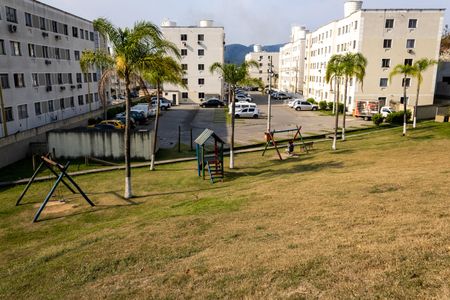 Apartamento para alugar com 45m², 2 quartos e 1 vaga Apartamento para alugar com 45m², 2 quartos e 1 vagaÁrea comum - Playground