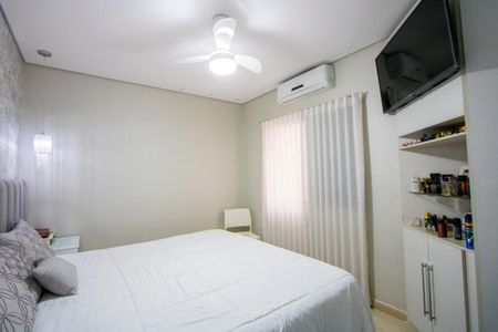 Apartamento à venda com 112m², 3 quartos e 1 vaga Apartamento à venda com 112m², 3 quartos e 1 vagaQuarto 2