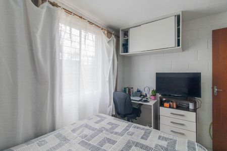 Quarto 1 de apartamento para alugar com 2 quartos, 48m² em Vila Nova, Porto Alegre