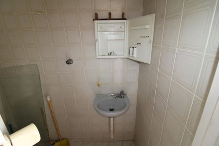 Apartamento à venda com 96m², 3 quartos e 2 vagasBanheiro de Serviço