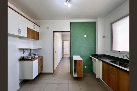 Apartamento para alugar com 137m², 4 quartos e 3 vagas Apartamento para alugar com 137m², 4 quartos e 3 vagasCozinha