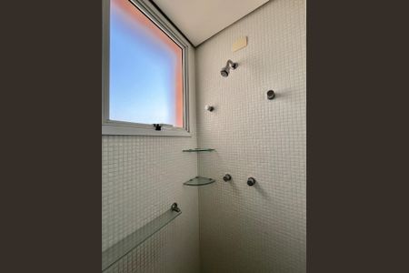 Apartamento para alugar com 137m², 4 quartos e 3 vagas Apartamento para alugar com 137m², 4 quartos e 3 vagasBanheiro da Suíte 2