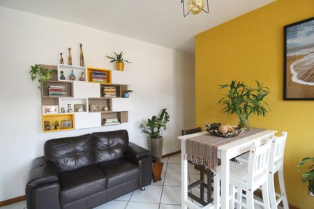 Sala de apartamento à venda com 2 quartos, 61m² em Freguesia (jacarepaguá), Rio de Janeiro