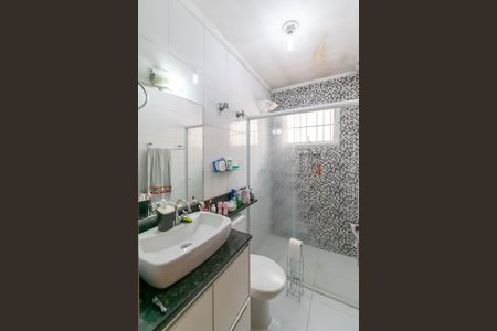 Casa à venda com 150m², 3 quartos e 2 vagas Casa à venda com 150m², 3 quartos e 2 vagasBanheiro Social