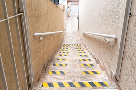 Casa à venda com 150m², 3 quartos e 2 vagas Casa à venda com 150m², 3 quartos e 2 vagasEntrada