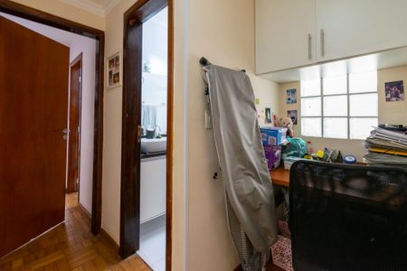 Casa à venda com 150m², 3 quartos e 2 vagas Casa à venda com 150m², 3 quartos e 2 vagasCorredor