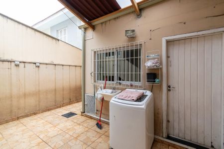 Casa à venda com 150m², 3 quartos e 2 vagas Casa à venda com 150m², 3 quartos e 2 vagasÁrea de Serviço