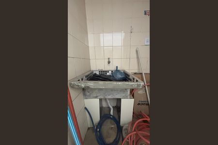 Casa à venda com 96m², 3 quartos e 3 vagas Casa à venda com 96m², 3 quartos e 3 vagasÁrea de Serviço