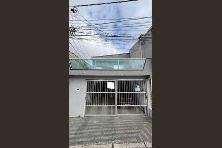 Casa à venda com 96m², 3 quartos e 3 vagas Casa à venda com 96m², 3 quartos e 3 vagasFachada