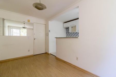 Sala de apartamento para alugar com 2 quartos, 45m² em Centro, Guarulhos