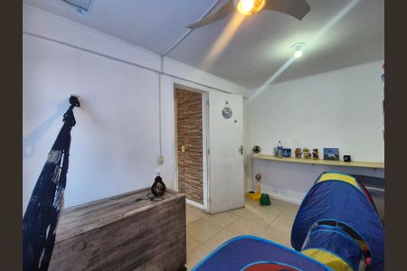 Casa à venda com 140m², 3 quartos e 1 vagaSuíte 2