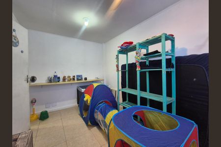 Casa à venda com 140m², 3 quartos e 1 vagaSuíte 2