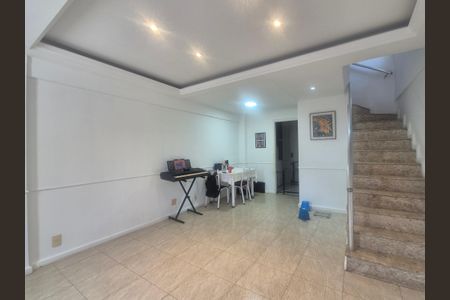 Casa à venda com 140m², 3 quartos e 1 vagaSala