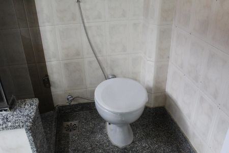 Casa de condomínio para alugar com 265m², 3 quartos e 3 vagasBanheiro da Suíte 1