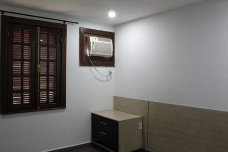 Casa de condomínio para alugar com 265m², 3 quartos e 3 vagasSuíte 2