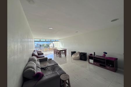 Apartamento à venda com 209m², 3 quartos e 3 vagas Apartamento à venda com 209m², 3 quartos e 3 vagasSala