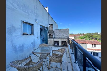 Apartamento à venda com 209m², 3 quartos e 3 vagas Apartamento à venda com 209m², 3 quartos e 3 vagasÁrea Gourmet