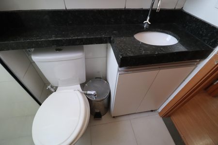 Apartamento para alugar com 47m², 2 quartos e 1 vagaBanheiro Social