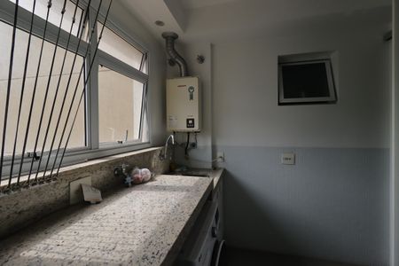 Apartamento à venda com 102m², 2 quartos e 2 vagasÁrea de Serviço