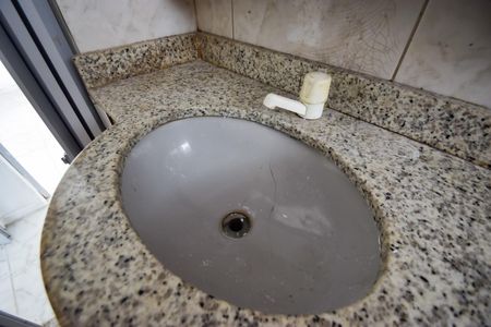 Apartamento à venda com 48m², 2 quartos e 1 vagaBanheiro