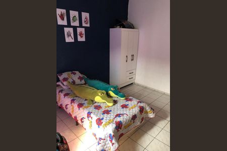 Casa à venda com 180m², 4 quartos e sem vaga