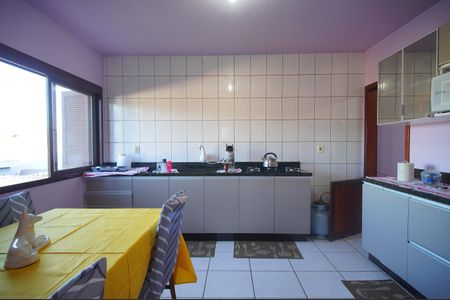 Casa à venda com 101m², 3 quartos e 1 vagaCozinha