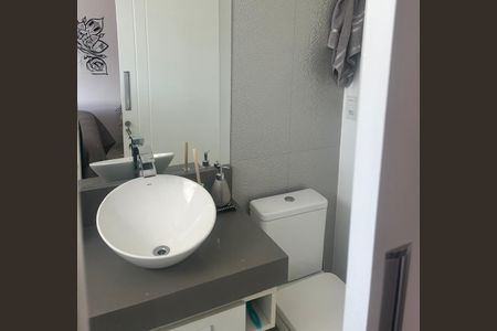 Banheiro 2 de apartamento para alugar com 2 quartos, 69m² em Vila Dusi, São Bernardo do Campo