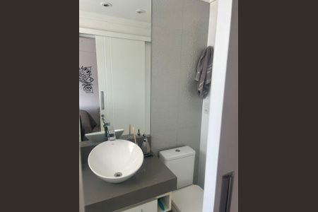 Banheiro 2 de apartamento para alugar com 2 quartos, 69m² em Vila Dusi, São Bernardo do Campo