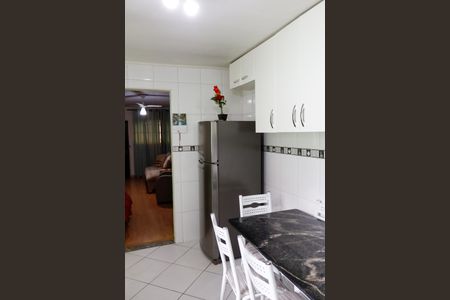 Casa à venda com 105m², 2 quartos e 1 vaga Casa à venda com 105m², 2 quartos e 1 vagaCozinha