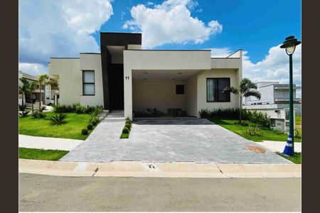 Casa à venda com 302m², 4 quartos e 2 vagas