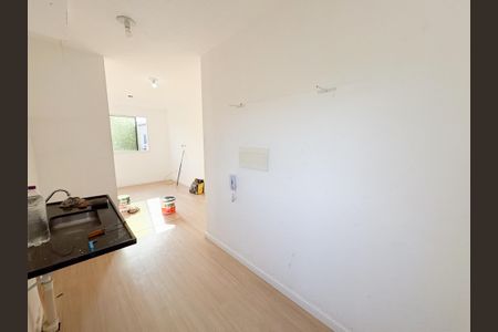 Apartamento para alugar com 50m², 2 quartos e 1 vaga Apartamento para alugar com 50m², 2 quartos e 1 vagaCozinha e Área de Serviço