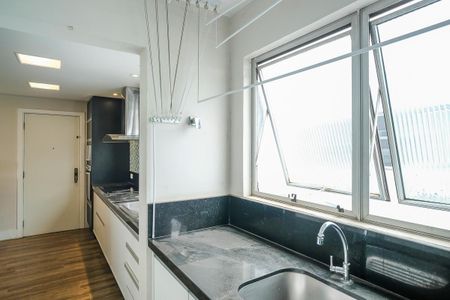 Apartamento à venda com 86m², 3 quartos e 1 vagaÁrea de serviço