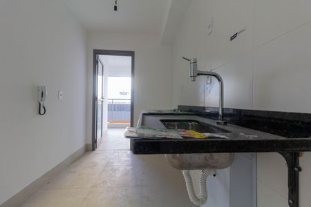 Apartamento à venda com 100m², 2 quartos e 2 vagasCozinha