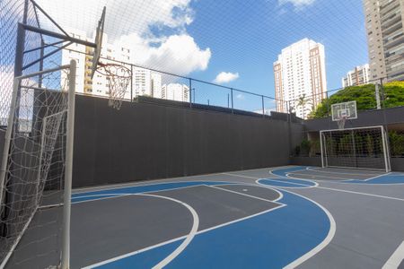 Apartamento à venda com 100m², 2 quartos e 2 vagasÁrea comum - Quadra